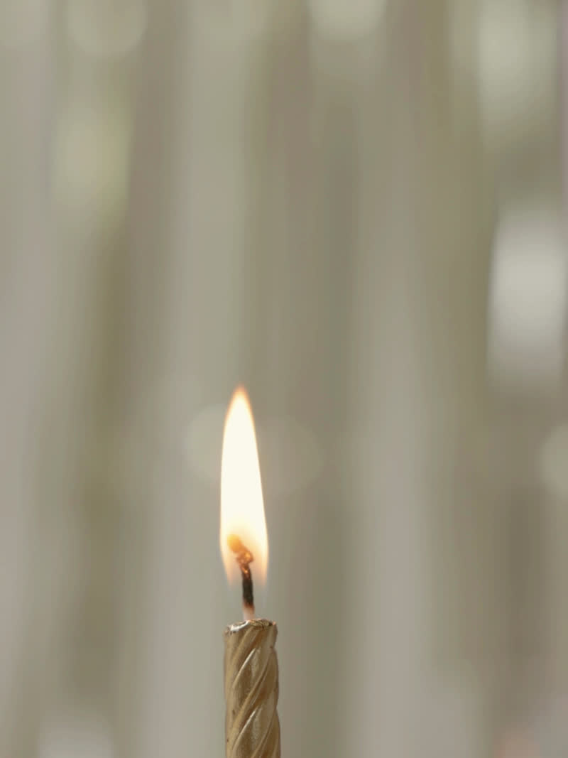 The still that carried "i eat by candlelight now"